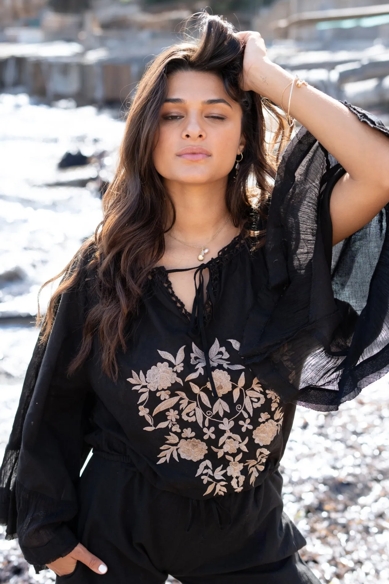 Blouse Yira Bordado Black