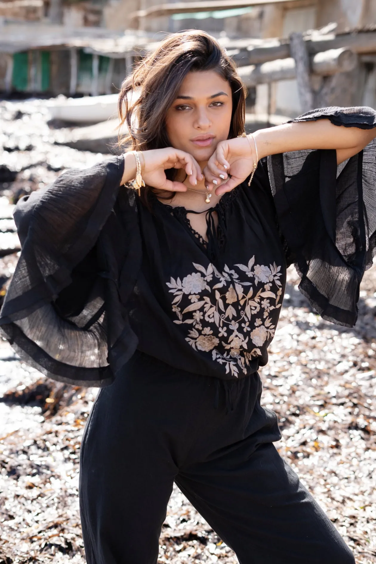 Blouse Yira Bordado Black