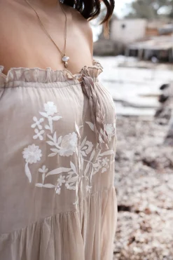 Dress Peralta Bordado Light Taupe