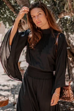 Flair Top Loua Black