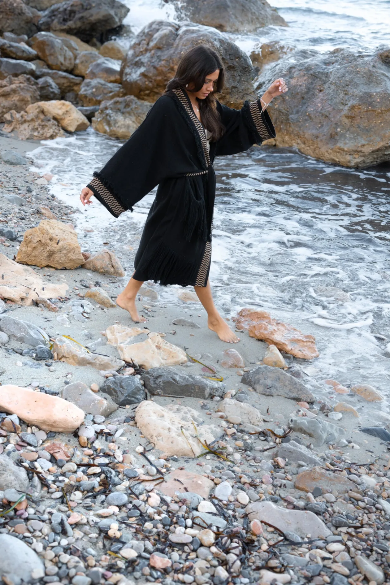 Fringe Kimono Esthetica Black
