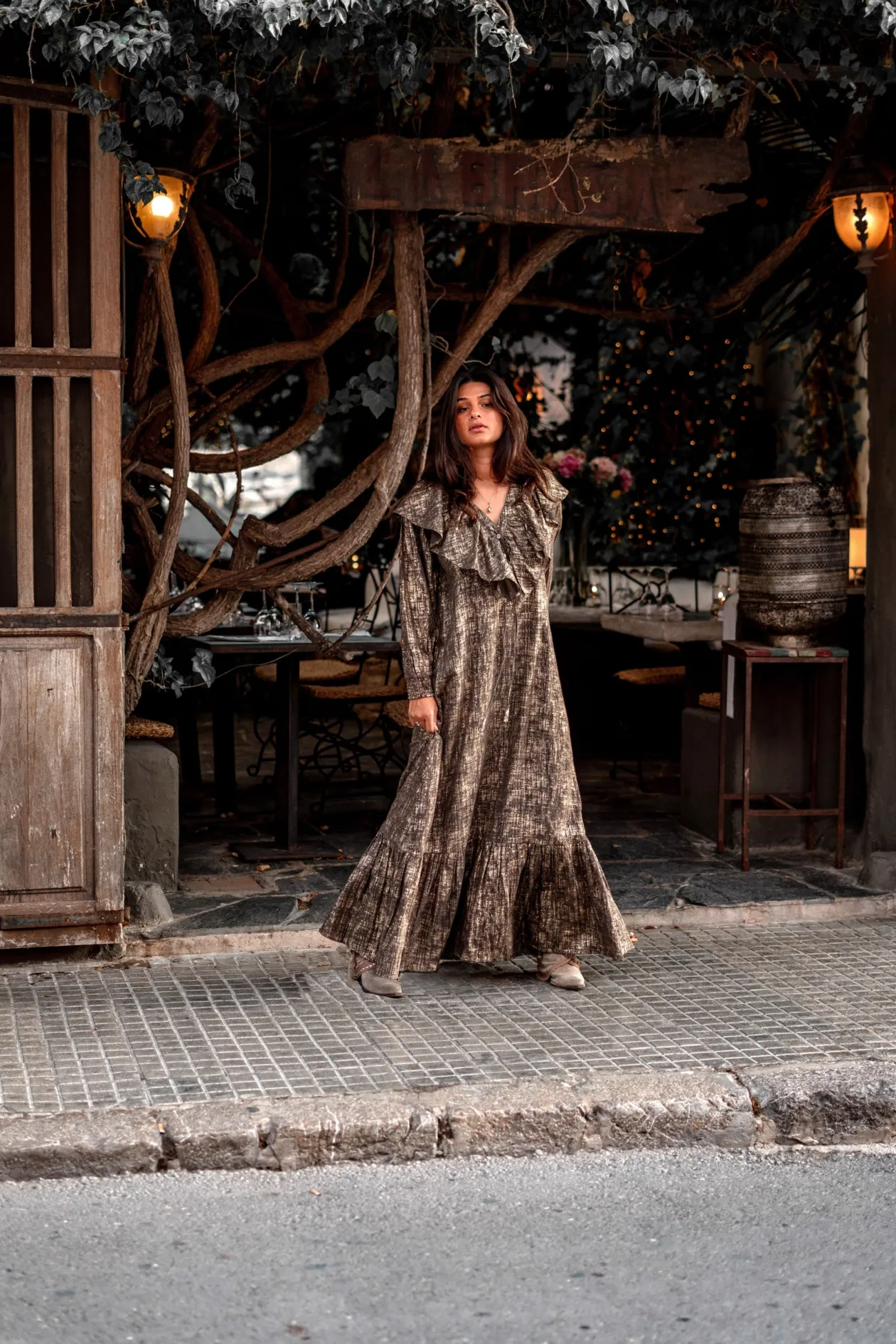 Long Dress Ruffle Sparkle Taupe Gold