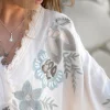 Poncho Alanza Floral Ivory