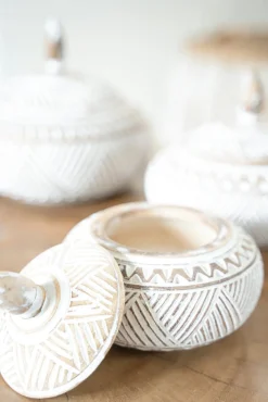 Pot Segitiga White