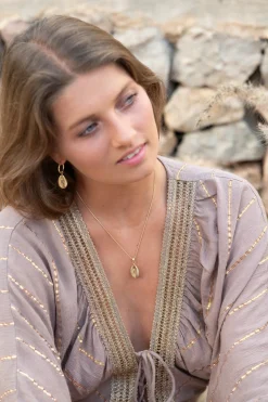 Shell Necklace Gold