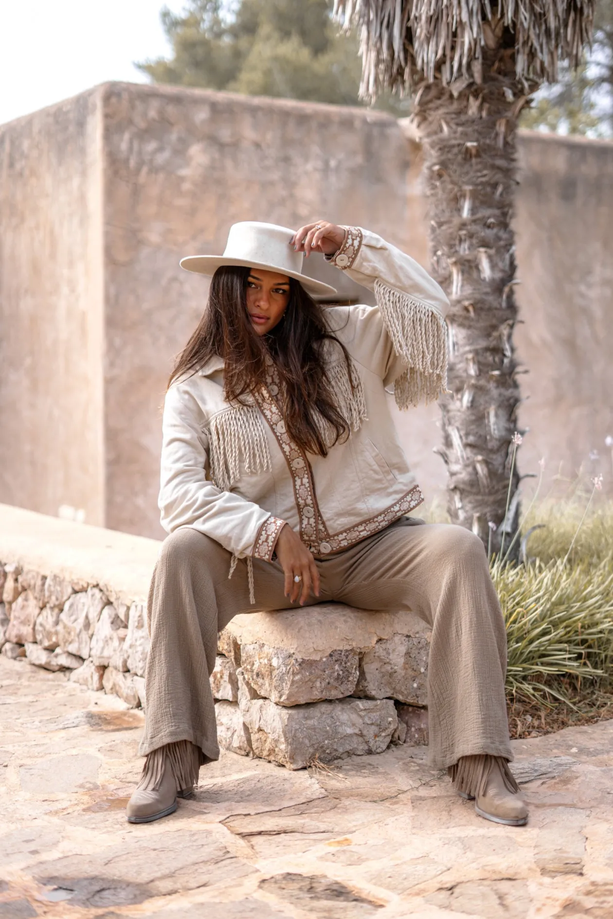 Short Fringe Jacket Nomad Combi Light Sand