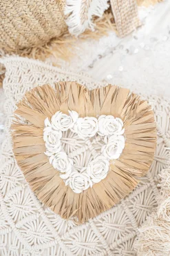 Wandhanger Heart Rose Seagrass